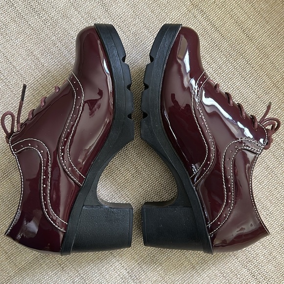 DADAWEN Women's Lace-up Platform Oxfords Mid Block Heel Brogue Shoe Patent *Read - Picture 7 of 17